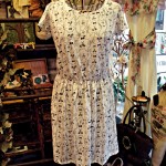 catdress-item